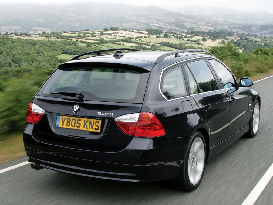  BMW 325i Touring 2006 года  (UK) (фото 7 из 10)